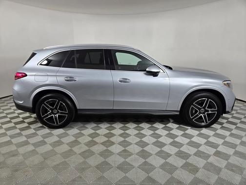 2025 Mercedes-Benz GLC 350e Base