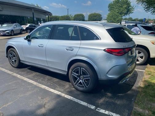 2025 Mercedes-Benz GLC 300 4MATIC