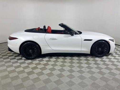 2024 Mercedes-Benz AMG SL 43