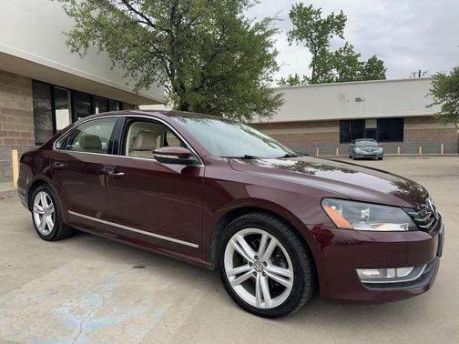 2012 Volkswagen Passat 2.0 TDI SEL Premium