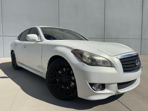 2011 INFINITI M37 Base
