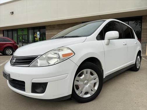 2011 Nissan Versa 1.8 S
