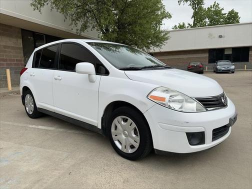 2011 Nissan Versa 1.8 S