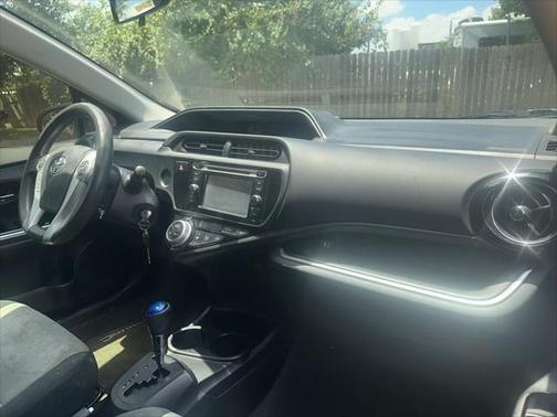 2015 Toyota Prius c One