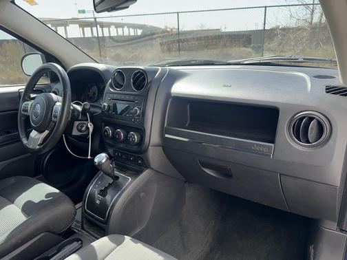 2012 Jeep Compass Latitude