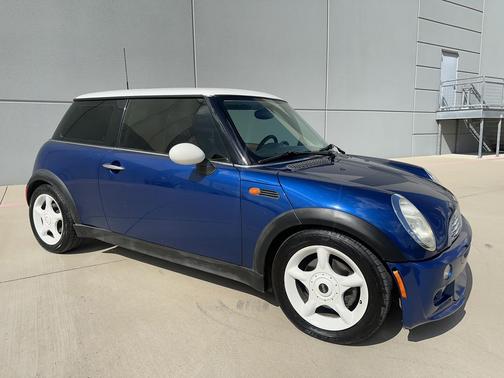 Blue 2002 MINI Cooper Base