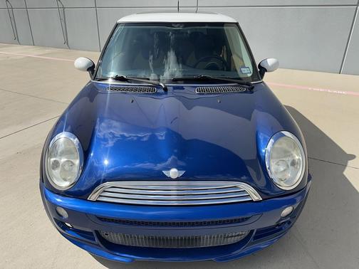 Blue 2002 MINI Cooper Base