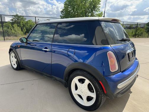 Blue 2002 MINI Cooper Base