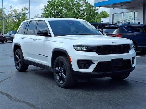 2023 Jeep Grand Cherokee Altitude