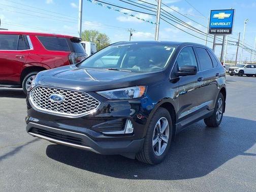 Agate Black Metallic 2023 Ford Edge SEL