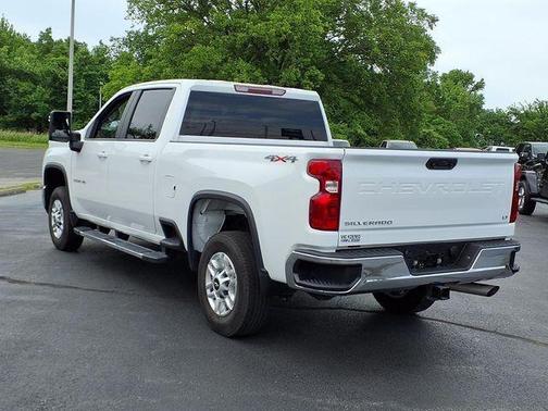 Summit White 2025 Chevrolet Silverado 2500 LT