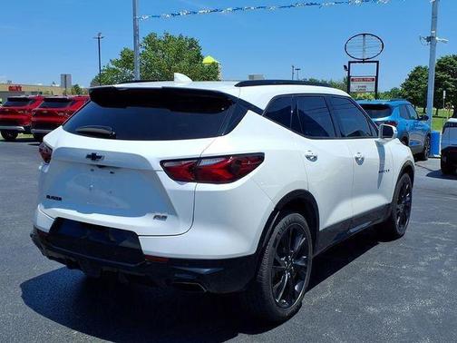 Iridescent Pearl Tricoat 2020 Chevrolet Blazer RS