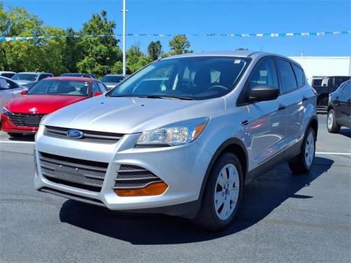 2016 Ford Escape S