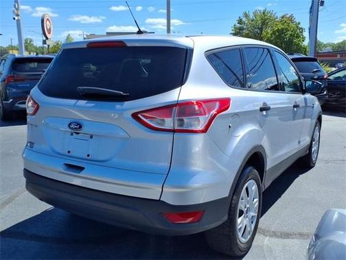 2016 Ford Escape S