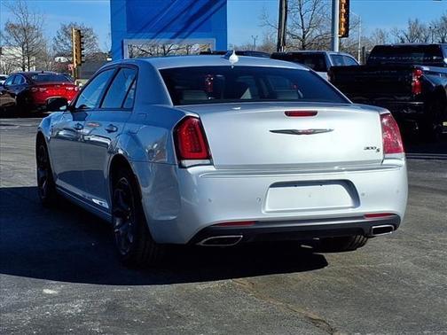 2023 Chrysler 300 S