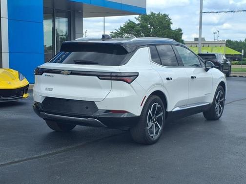 2025 Chevrolet Equinox EV LT 2