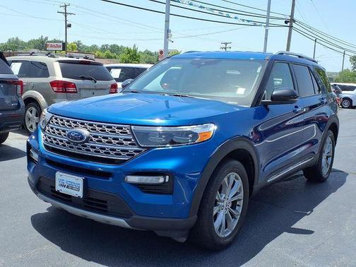 Blue Metallic 2021 Ford Explorer Limited