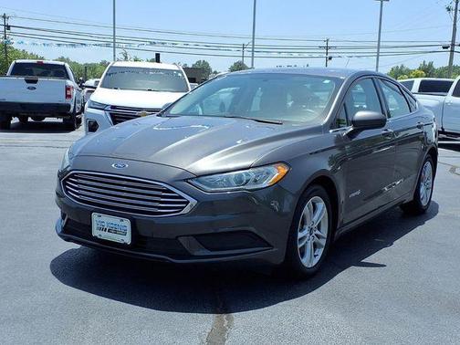 Magnetic 2018 Ford Fusion Hybrid S
