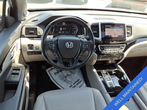 Lunar Silver Metallic 2018 Honda Pilot Touring