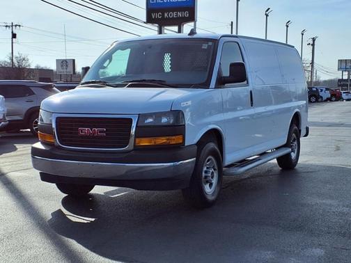 2023 GMC Savana 2500 Work Van