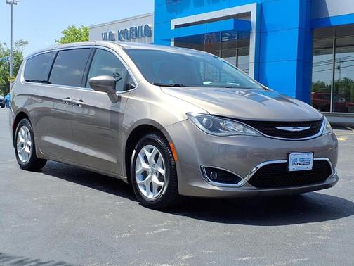 Molten Silver 2018 Chrysler Pacifica Touring Plus