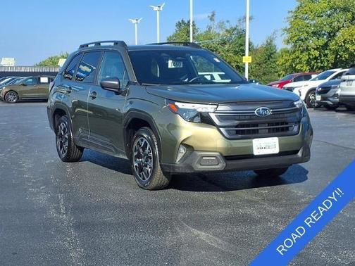 Autumn Green Metallic 2025 Subaru Forester Premium