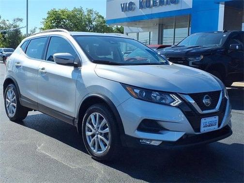 2022 Nissan Rogue Sport SV