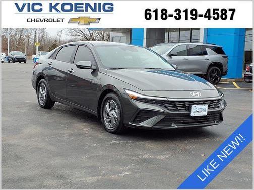 2024 Hyundai ELANTRA SE