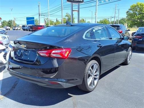 2024 Chevrolet Malibu 2LT