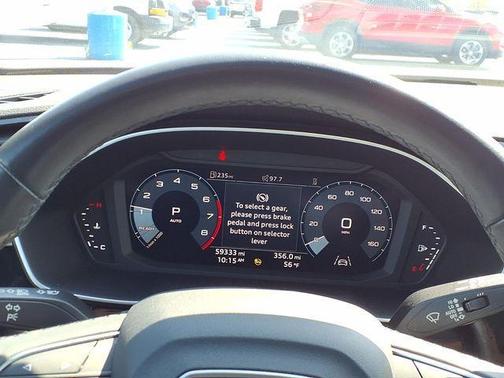 Ibis White 2023 Audi Q3 40 Premium