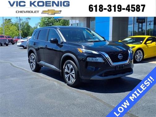 2022 Nissan Rogue SV