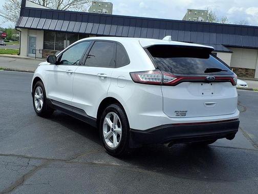2015 Ford Edge SE