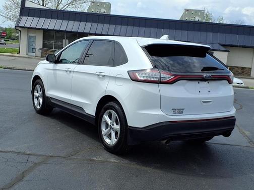 Oxford White 2015 Ford Edge SE