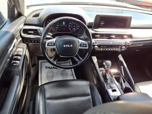 2022 Kia Telluride LX