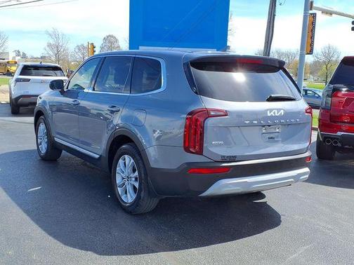 2022 Kia Telluride LX
