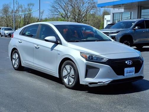 2018 Hyundai IONIQ Hybrid Blue