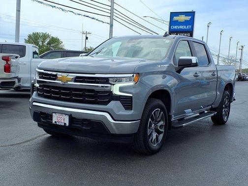 Slate Gray Metallic 2024 Chevrolet Silverado 1500 LT