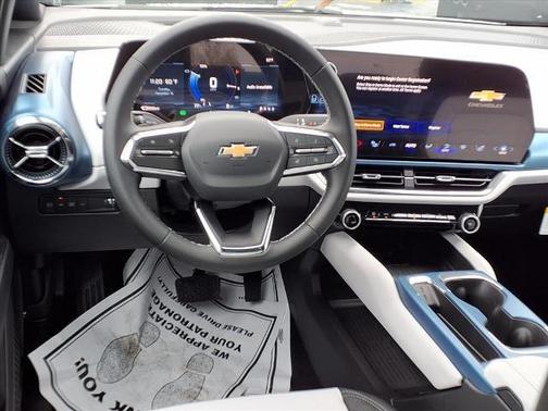 2026 Chevrolet Equinox EV LT 2