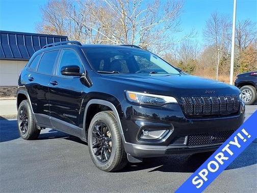 2023 Jeep Cherokee Altitude Lux