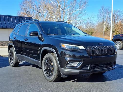 2023 Jeep Cherokee Altitude Lux