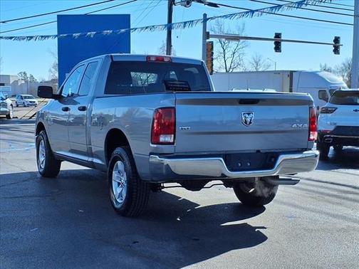 2024 RAM 1500 Classic SLT