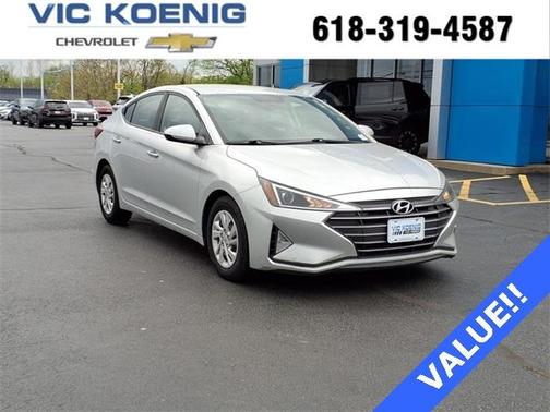 2019 Hyundai ELANTRA SE