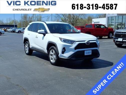 2020 Toyota RAV4 XLE