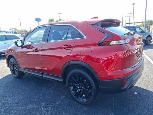 2024 Mitsubishi Eclipse Cross LE