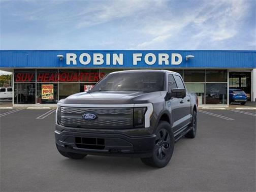 2025 Ford F-150 Lightning LARIAT