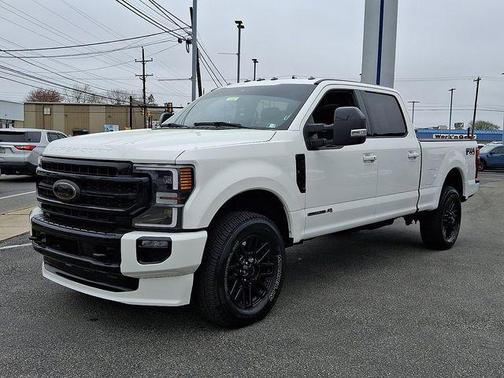 White 2020 Ford F-250 Lariat