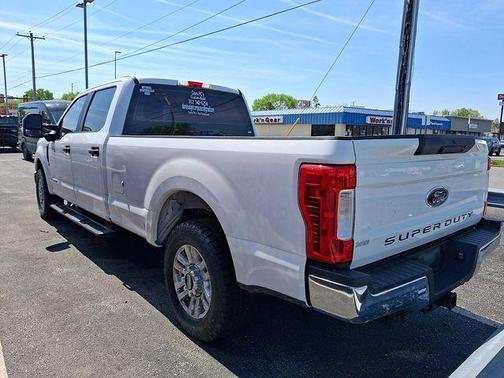 Oxford White 2019 Ford F-250 XL