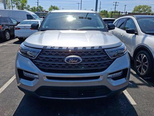 Silver Metallic 2023 Ford Explorer XLT