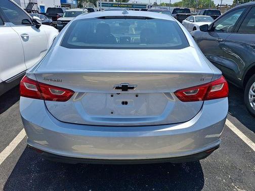 Arctic Blue Metallic 2017 Chevrolet Malibu 1LT