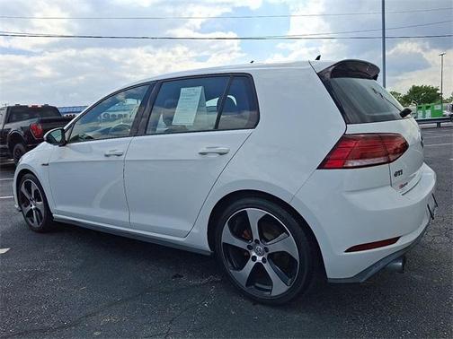 2018 Volkswagen Golf GTI 2.0T S 4-Door